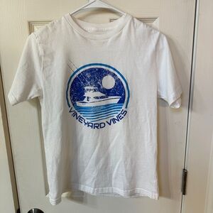 Vineyard Vines White T-Shirt Shirt Fishing Boat Boys Size Medium